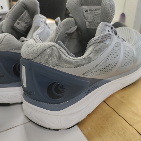 Topo Ultrafly men's zip foam running shoes - Picture 2 of 3